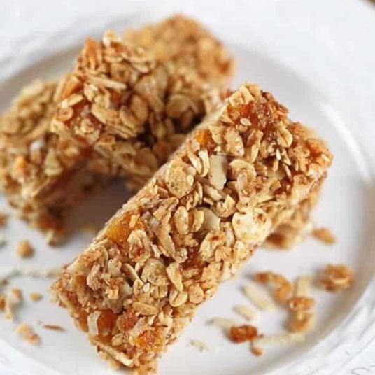apricot granola bars