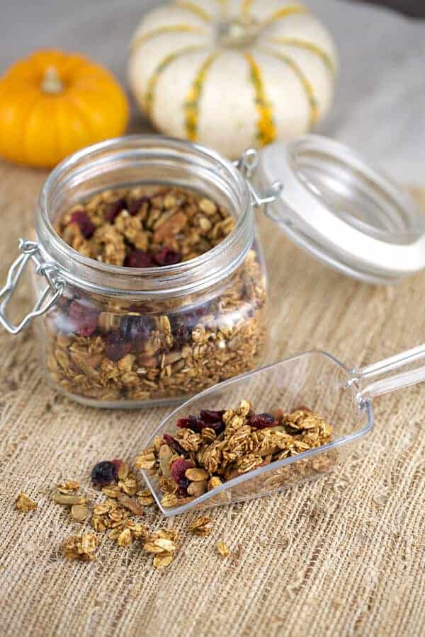jar-spoon-pumpkin-granola-mix