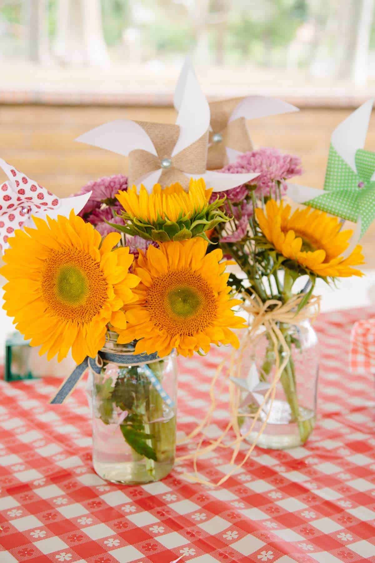 james 1st bday table flowers