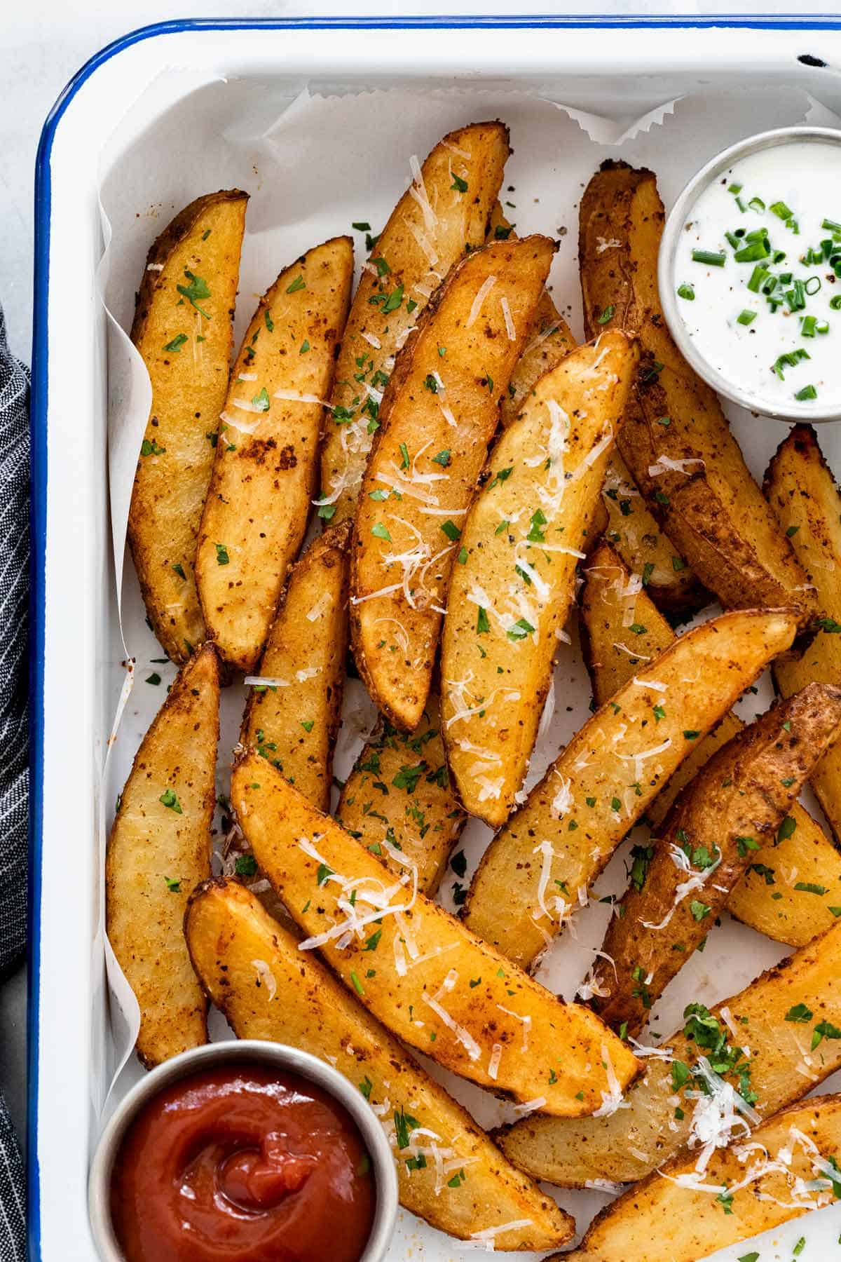 Baked Potato Wedges with Dipping Sauce Jessica Gavin