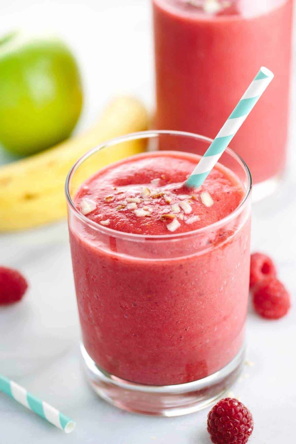 Apple Smoothie with Raspberries Jessica Gavin