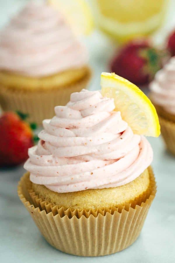 Strawberry Lemonade Cupcakes