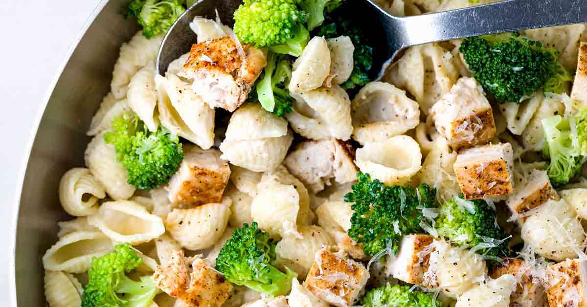 Chicken Pasta with Cauliflower Alfredo Sauce Jessica Gavin