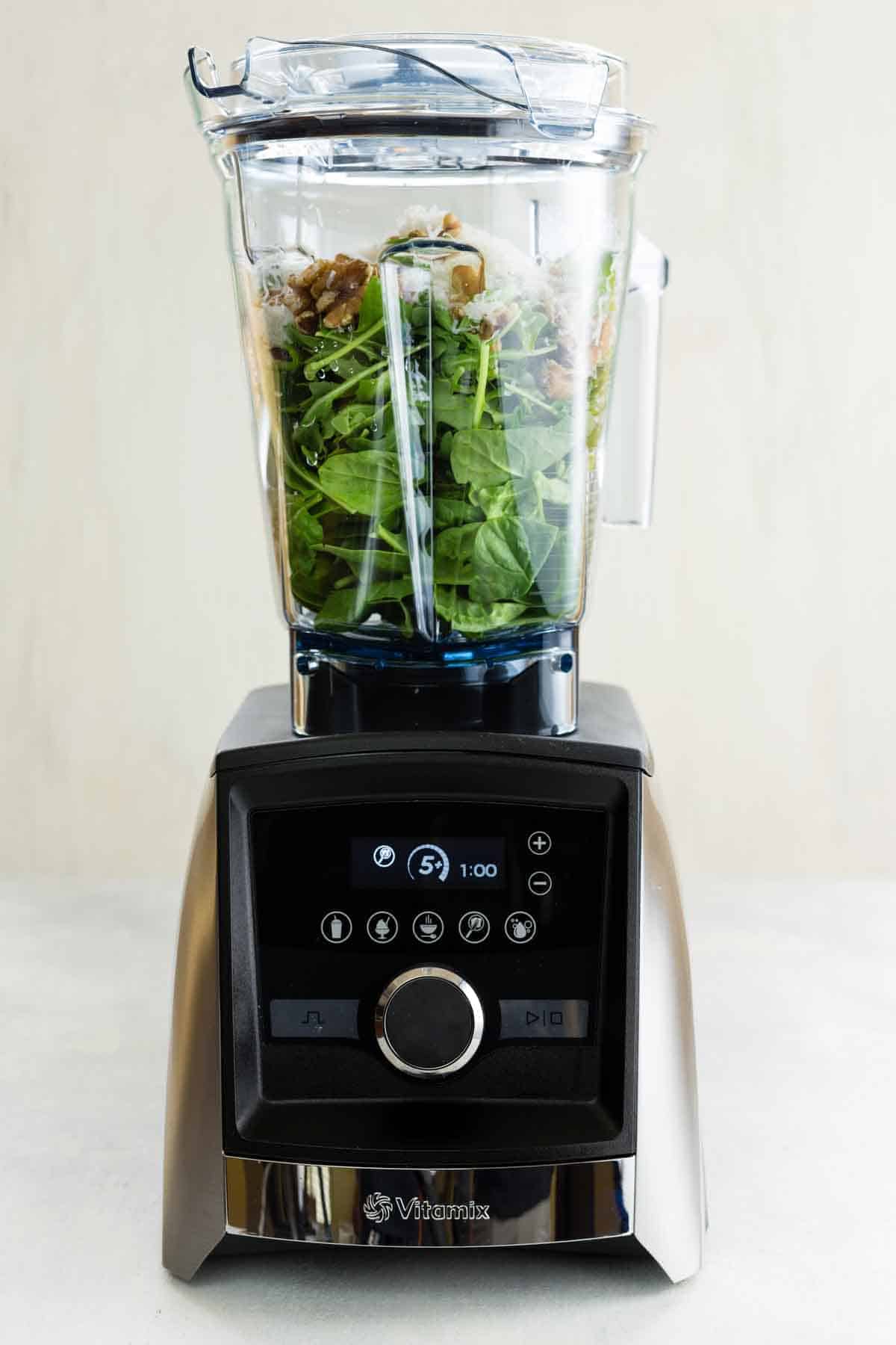 30-Minute Pesto Shrimp Pasta Recipe - Jessica Gavin