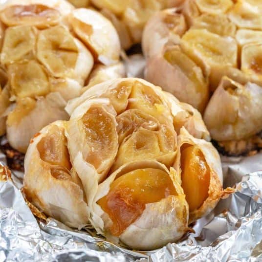 How to Roast Garlic (Oven & Stovetop) Jessica Gavin