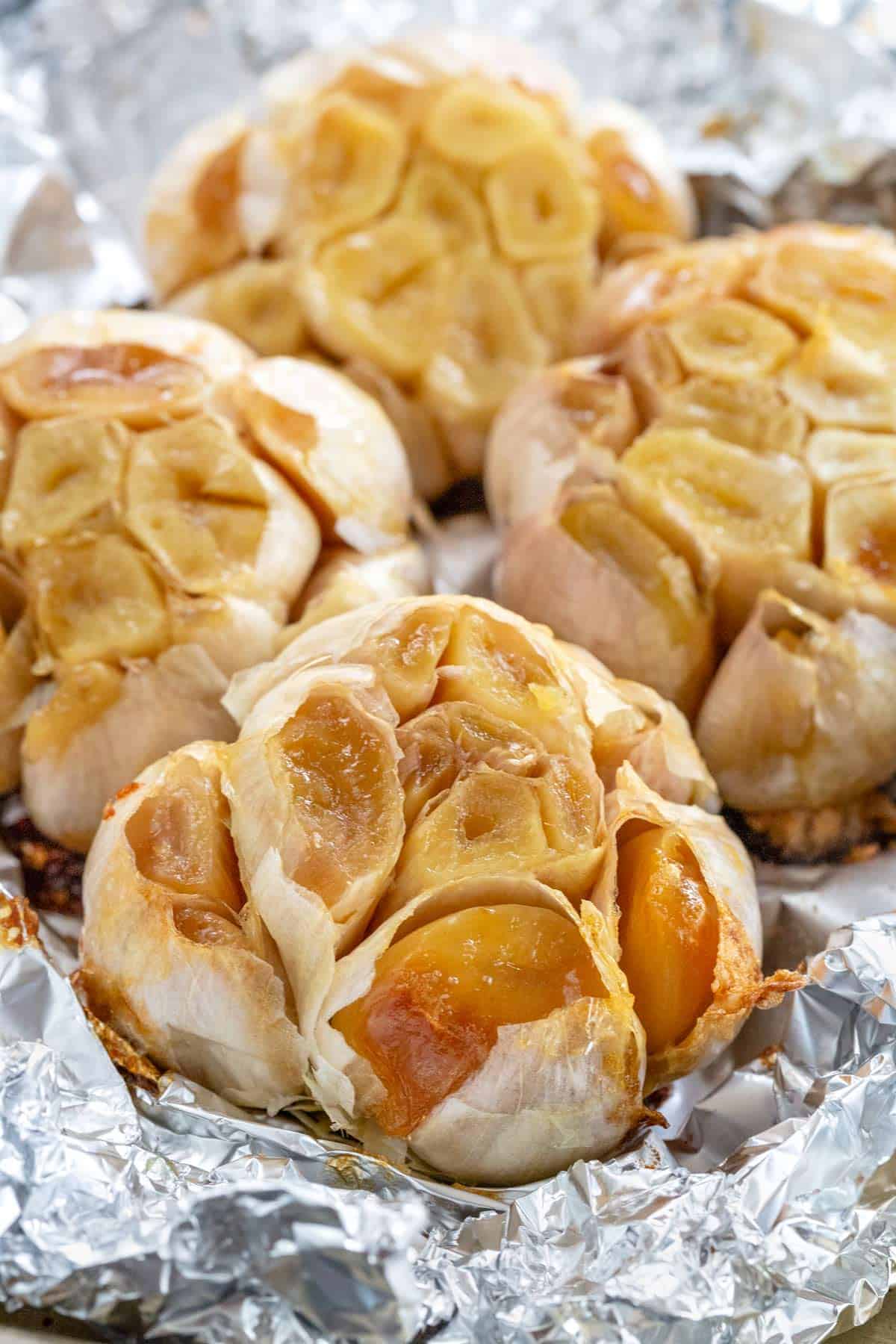 How to Roast Garlic (Oven & Stovetop) Jessica Gavin