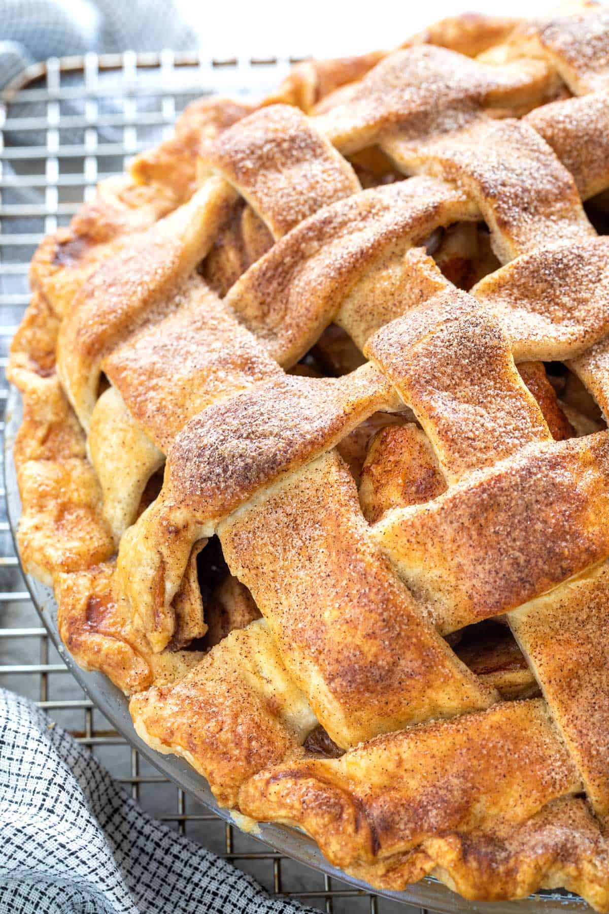 How to make a lattice crust on a pie.
