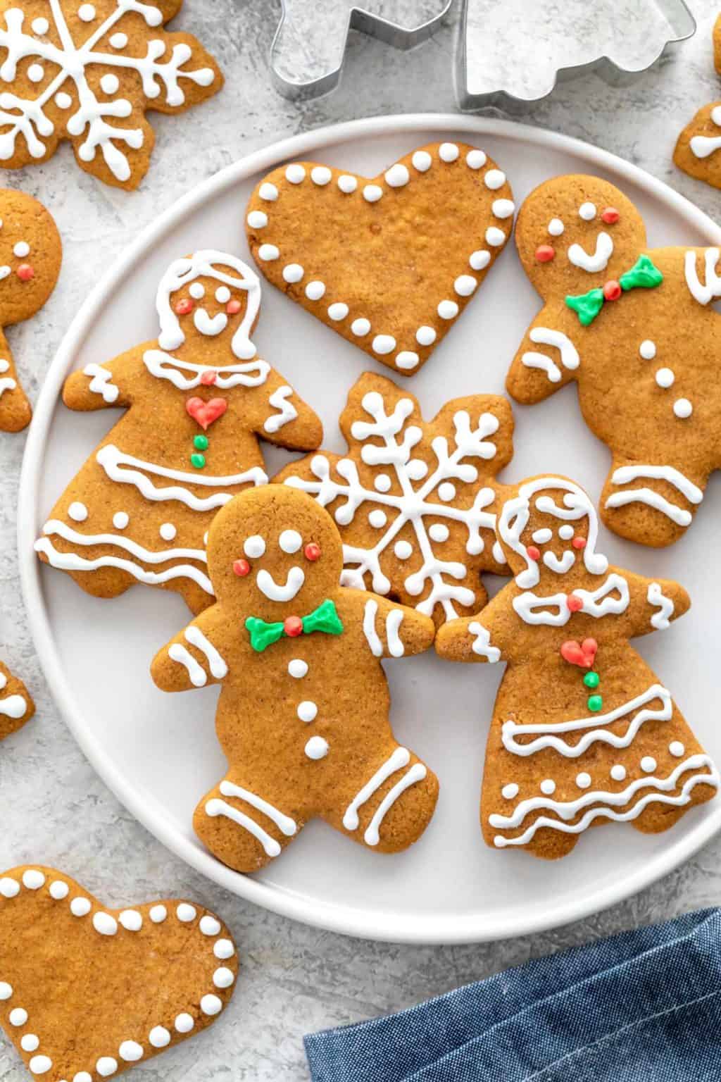 Gingerbread Cookies (Step by Step Recipe) Jessica Gavin