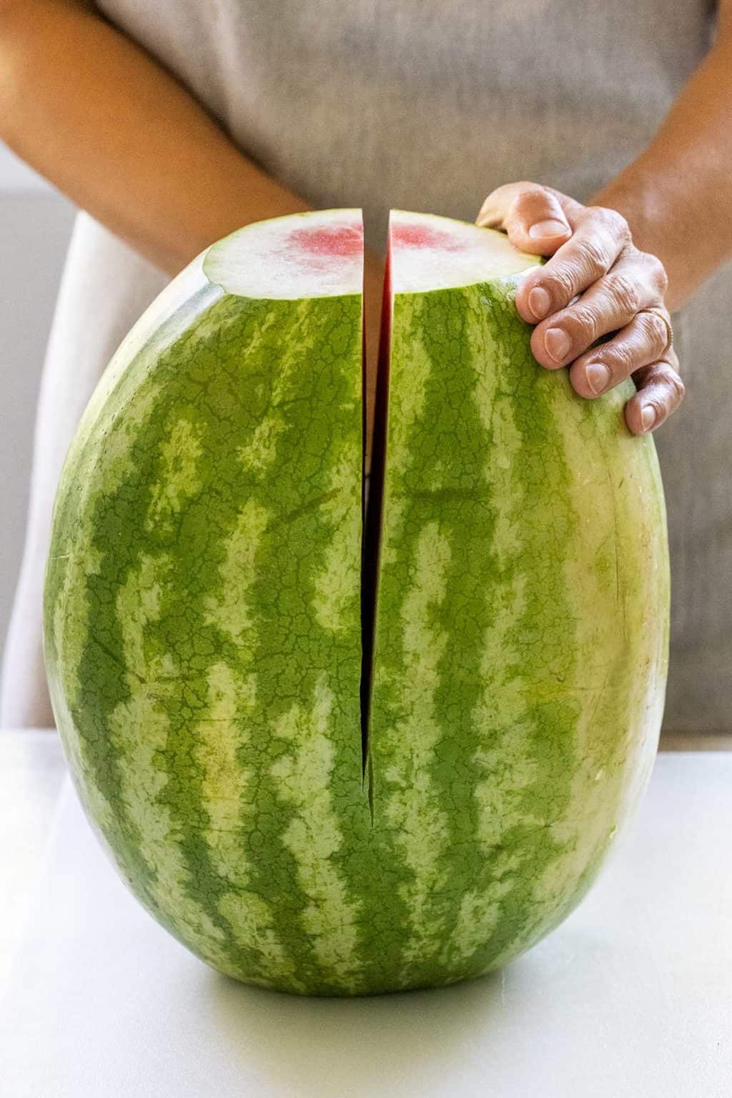How to Cut a Watermelon (StepbyStep) Jessica Gavin