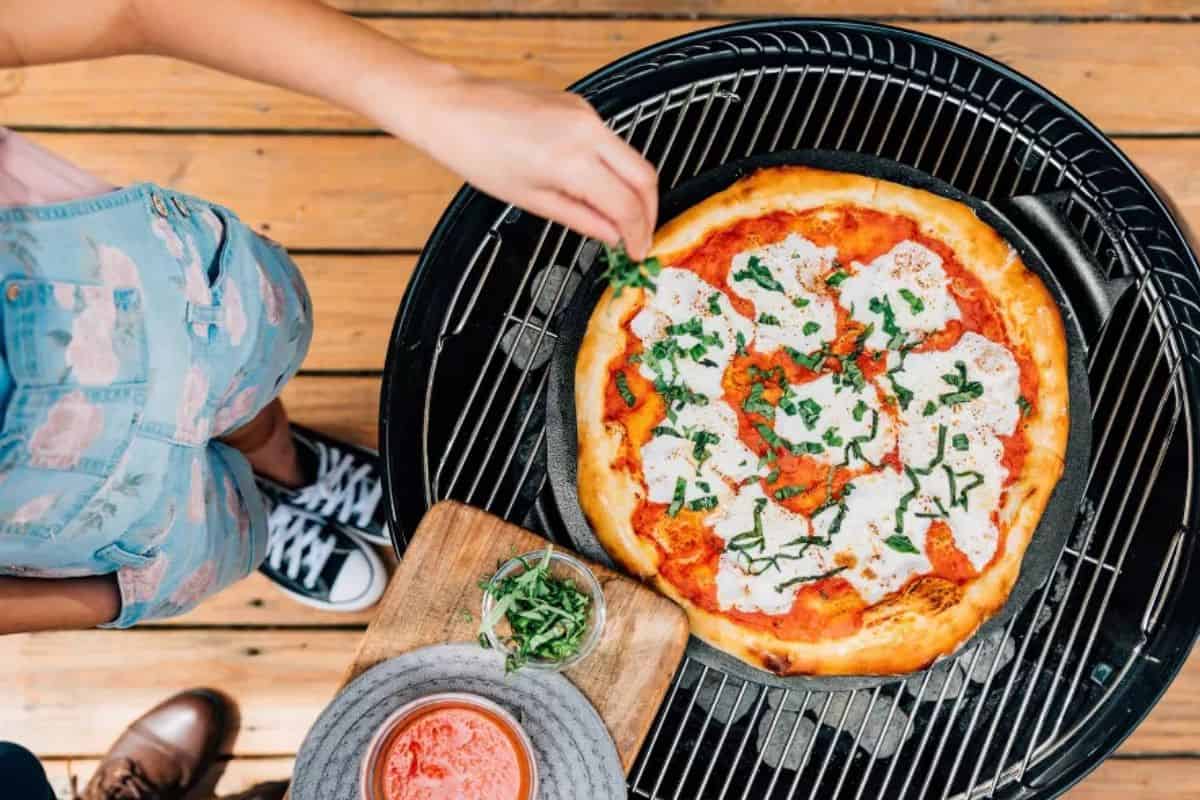 best pizza stones for grills