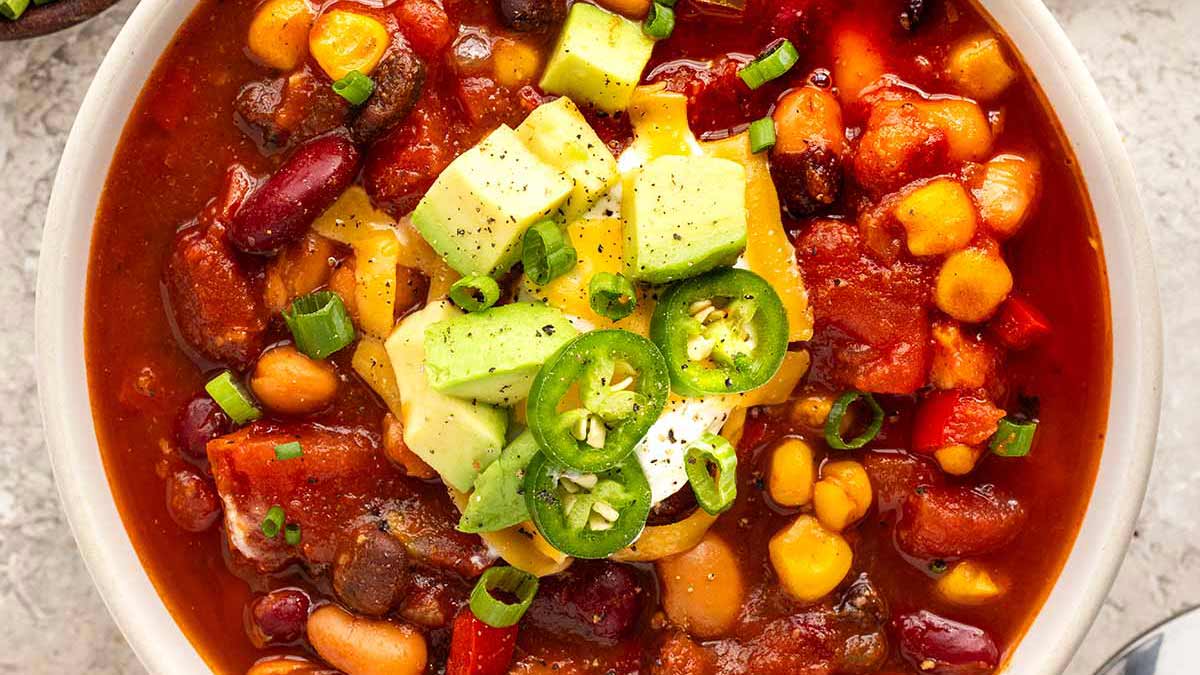 Slow Cooker Vegetarian Chili - Jessica Gavin Slow Cooker Vegetarian Chili - Jessica Gavin
